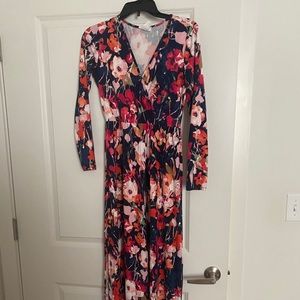 Amelia James floral maxi dress- Used Size XS